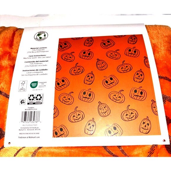 Way To Celebrate 50"x60" Orange Pumpkin Plush Throw Halloween Blanket NEW - Picture 2 of 4